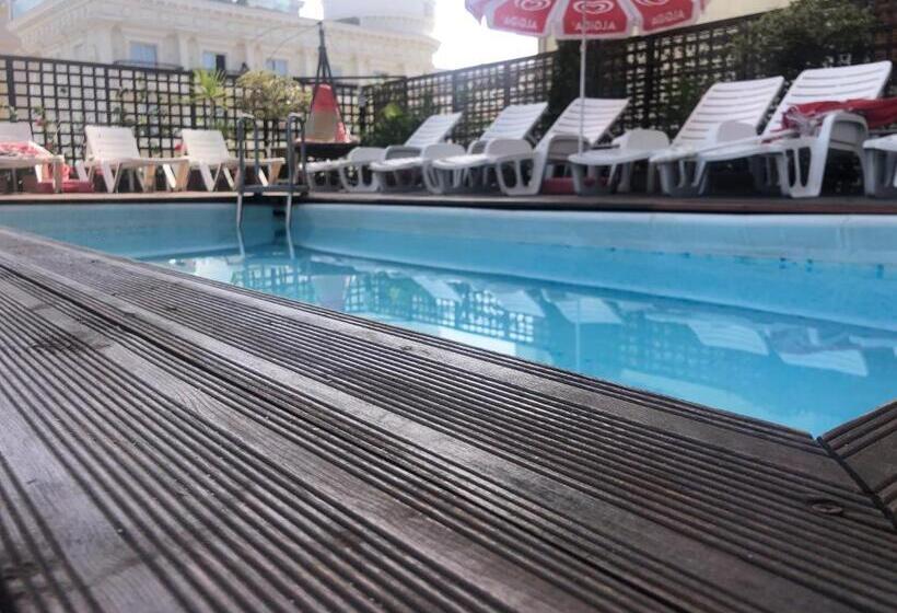 Sunrise Hotel Cameria