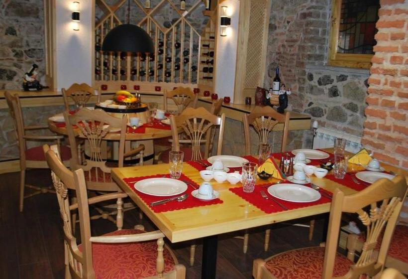 בית מלון כפרי Vila Sigal Korce