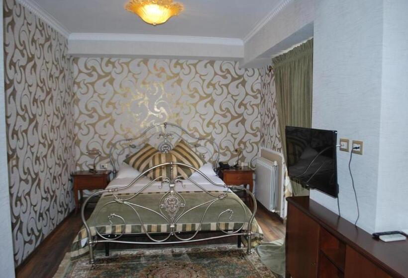 בית מלון כפרי Vila Sigal Korce