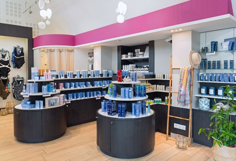 אתר נופש Hôtel Valdys Thalasso & Spa   La Baie