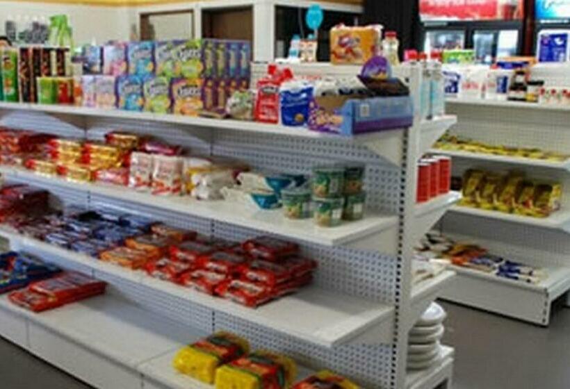 Пансион Room In Lodge   Sheriffyt Royale Hotel And Suites