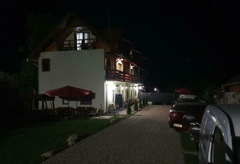 Pensiunea Leia Transfăgărășan