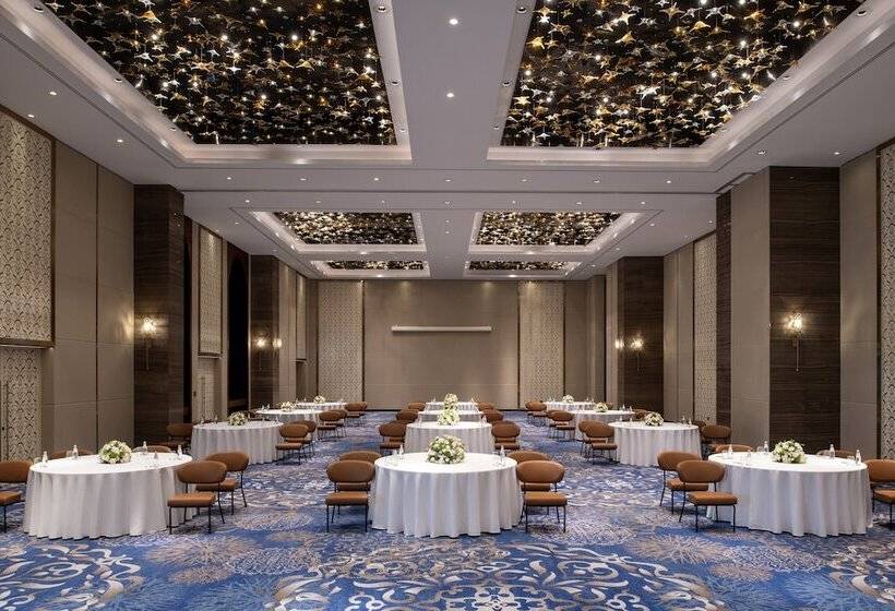 Abesq Doha Hotel And Residences, An Ihg