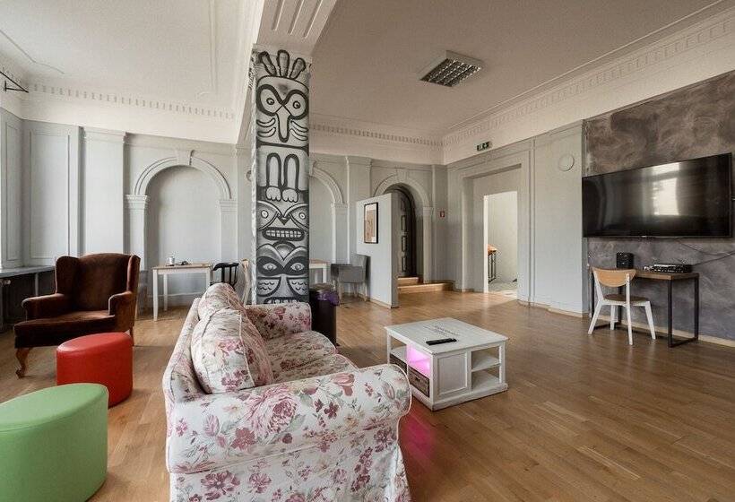 Casa De Wawa   Hostel