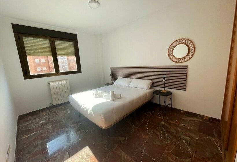 Apartamentos El Pilar 3000