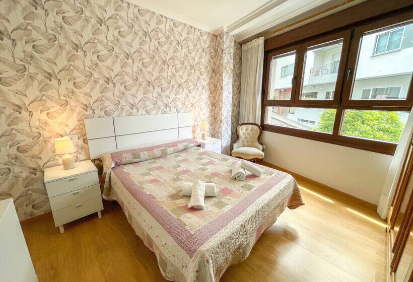 Apartamentos Portonovo 3000