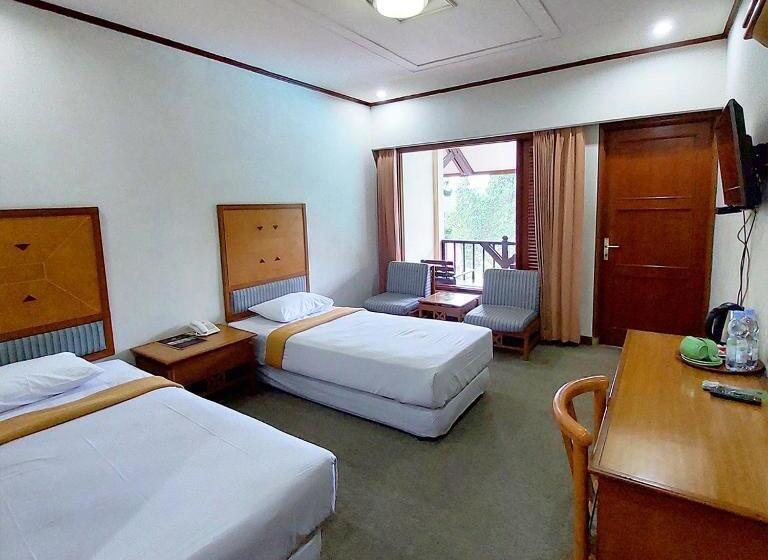 فندق Sangga Buana Resort & Convention