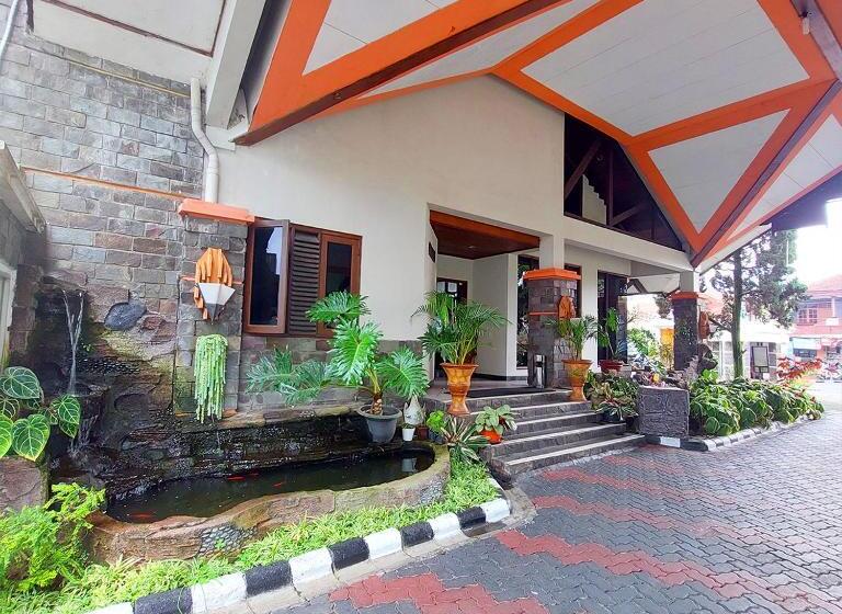 فندق Sangga Buana Resort & Convention