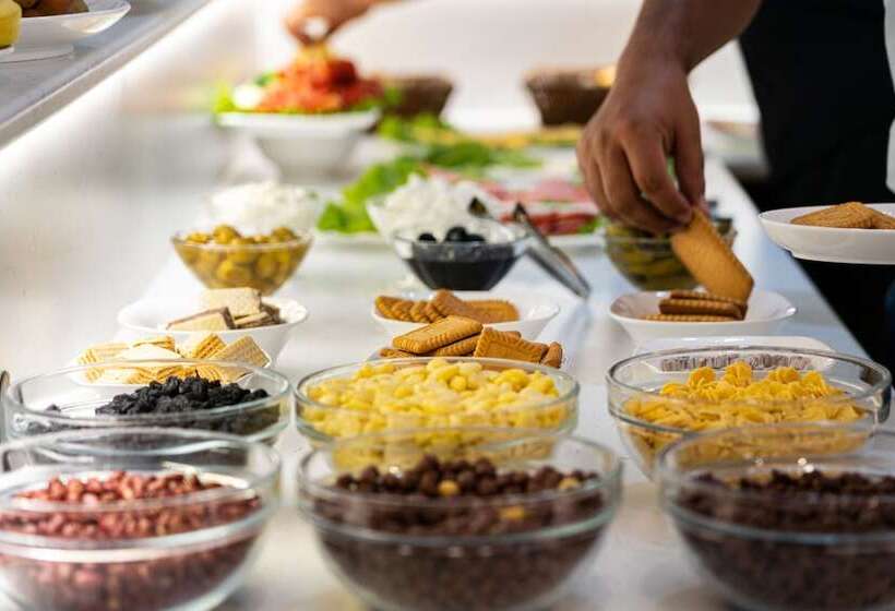 בית מלון כפרי Shahzoda Grand