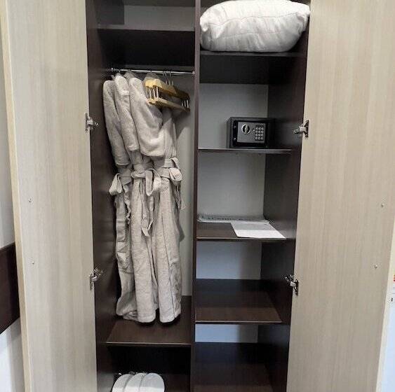 בית מלון כפרי Shahzoda Grand