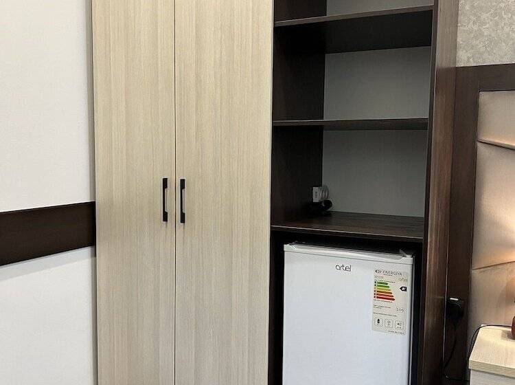 בית מלון כפרי Shahzoda Grand