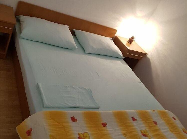 Пансион Apartments Veselka