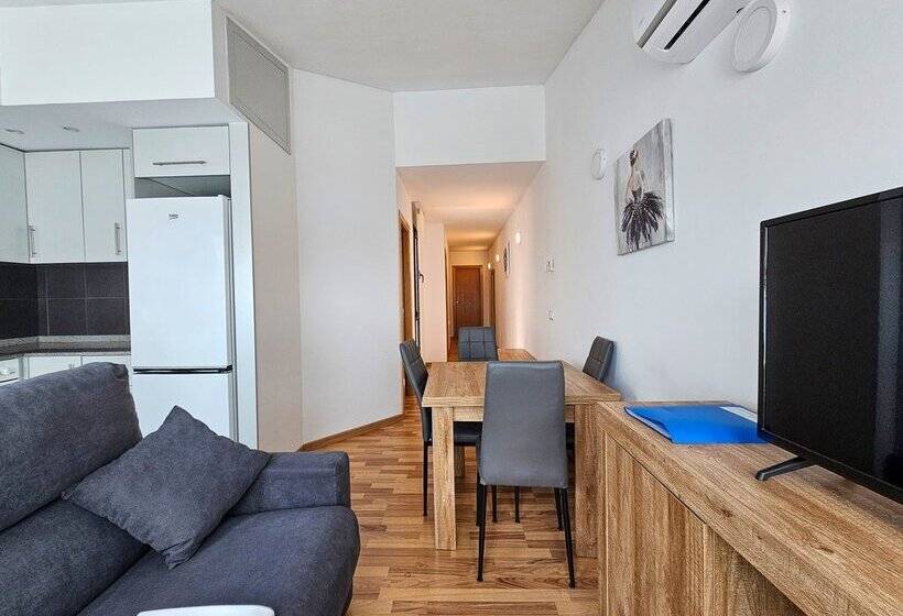 Apartamentos La Solana Deluxe 3000