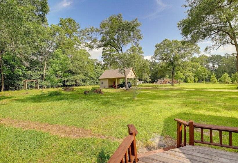 Airy Dayton Vacation Home W/ Deck + Private Yard!