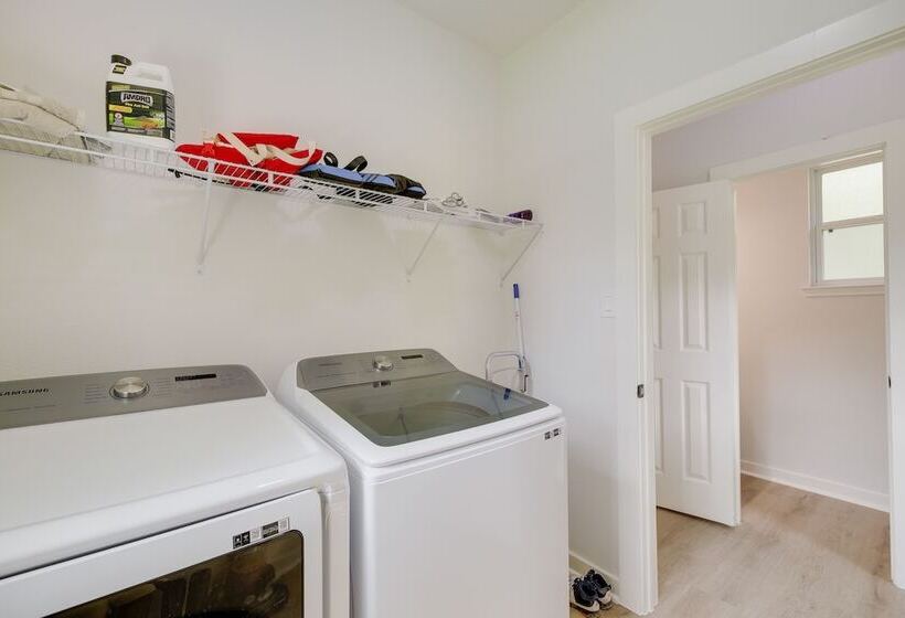 Airy Dayton Vacation Home W/ Deck + Private Yard!