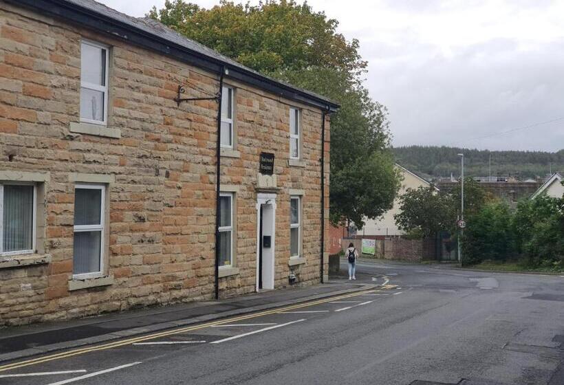 צימר Blackwood Residence