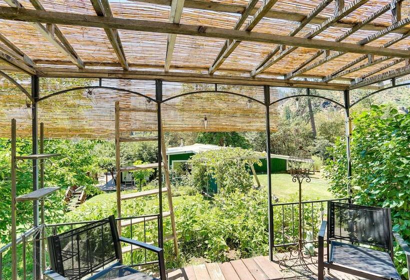 Big Bar Home W/ Hot Tub & Fire Pit!