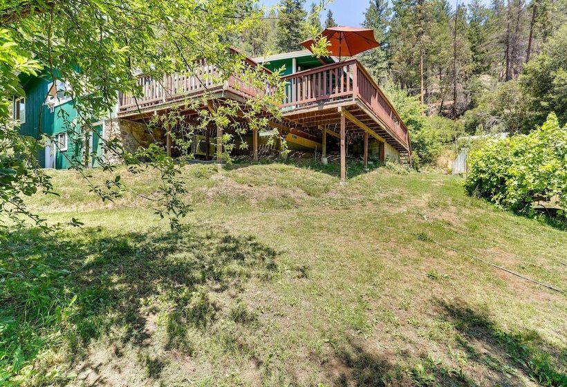Big Bar Home W/ Hot Tub & Fire Pit!