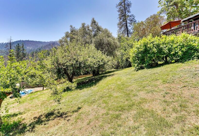 Big Bar Home W/ Hot Tub & Fire Pit!
