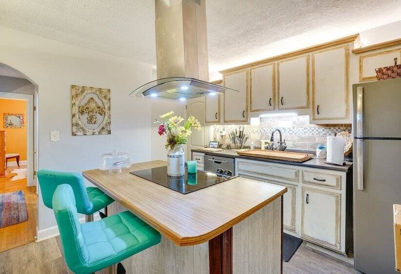 Charming Bardstown Home W/ Deck ~ 1 Mi To Downtown