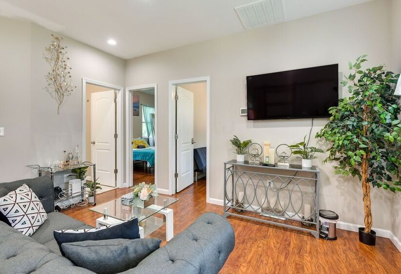 Charming Edgemere Home W/ Deck & Grill!