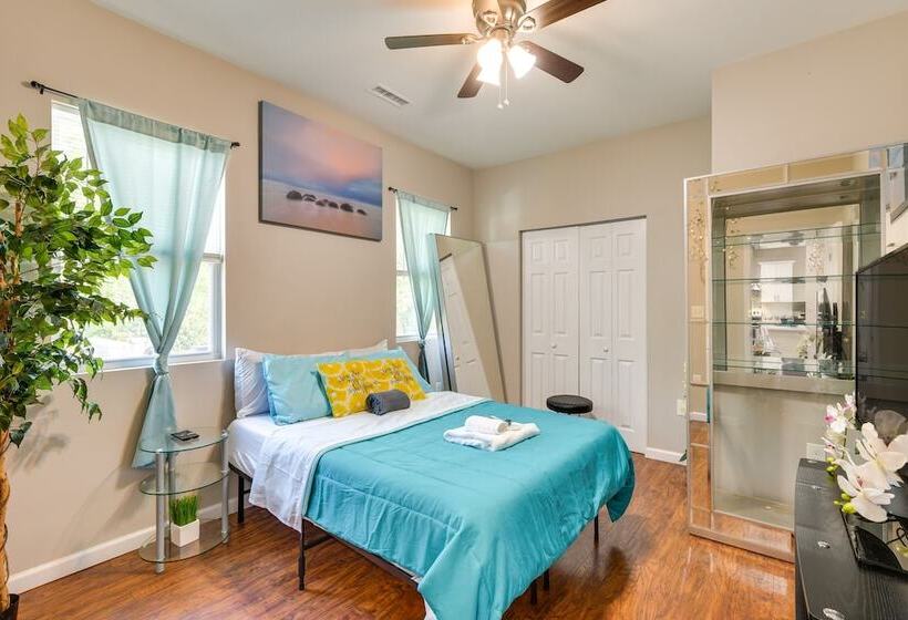 Charming Edgemere Home W/ Deck & Grill!