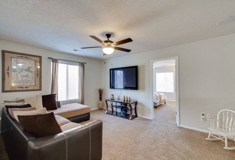 Chic New Mexico Retreat W/ Patio, Grill & Fire Pit