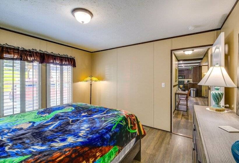 Dog Friendly Home W/ Mtn Views In Chilhowie!