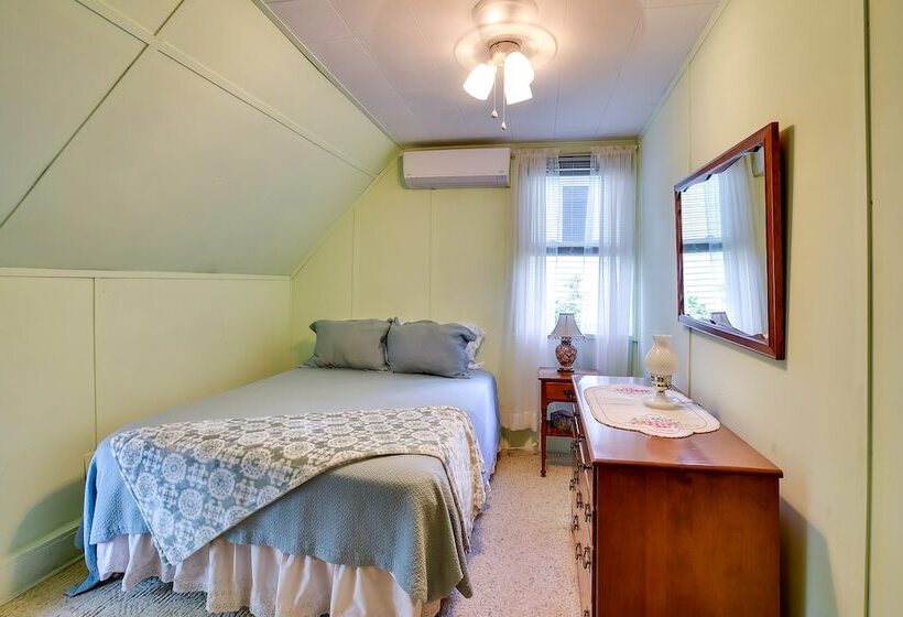 Cozy Cohocton Cottage W/ Private Beach & Deck!