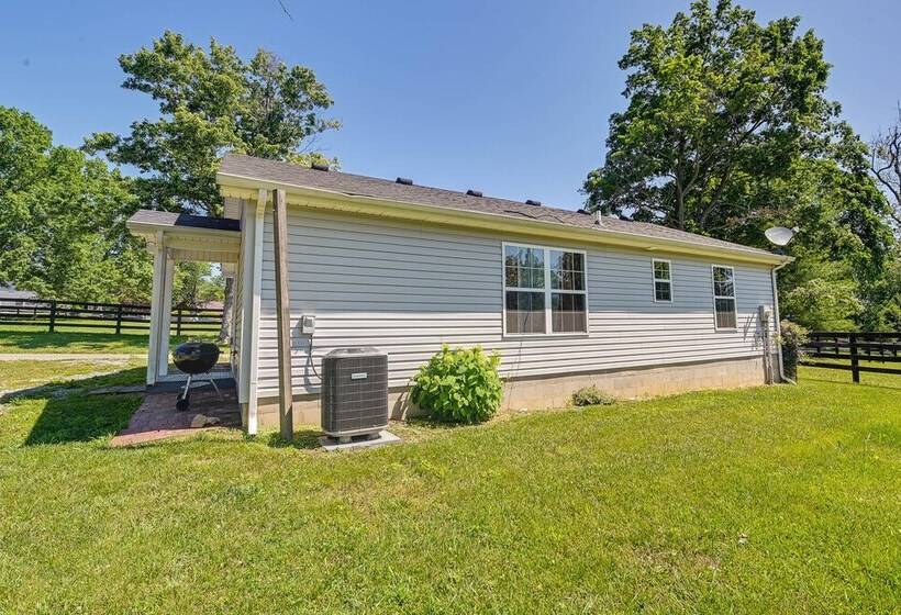 Cozy Georgetown Cottage On A Working Horse Farm!