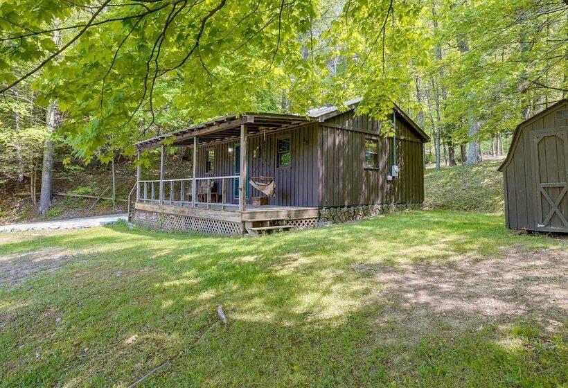 Cozy Green Bank Cabin ~ 2 Mi To Observatory!