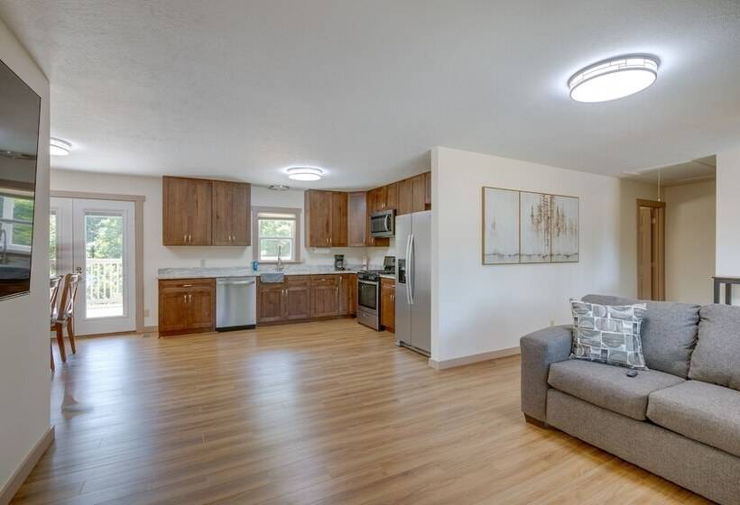 Decaturville Home ~ 7 Mi To Tennessee River