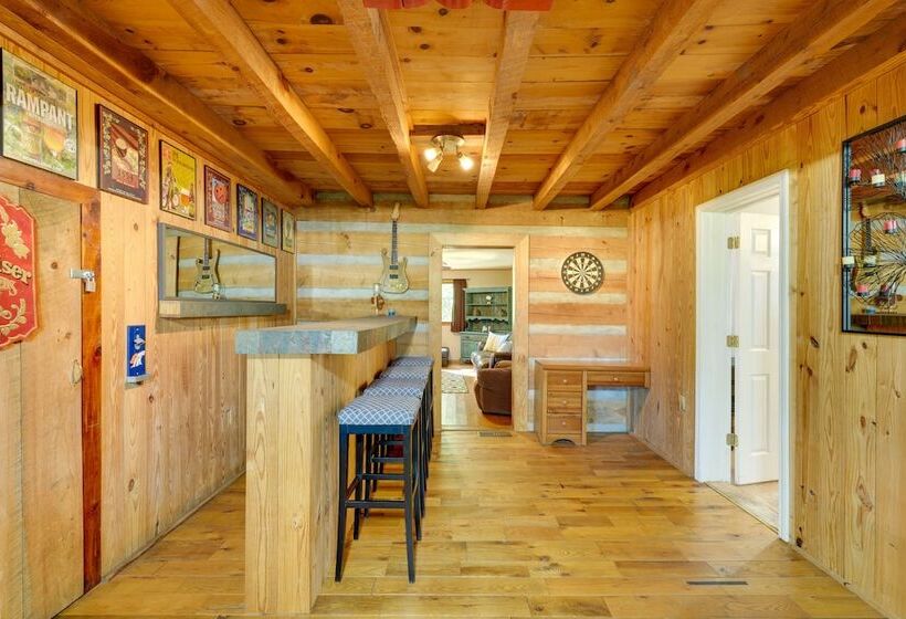 Porch & Fire Pit: Family Friendly Afton Cabin!