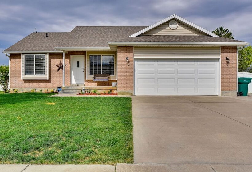 Family Friendly Clearfield Home W/ Hot Tub!