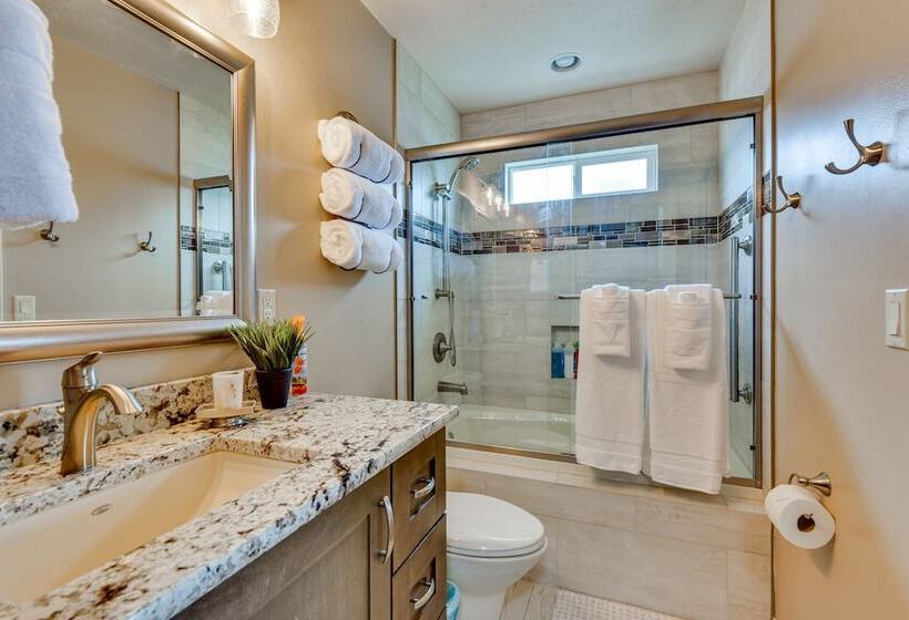 Family Friendly Clearfield Home W/ Hot Tub!