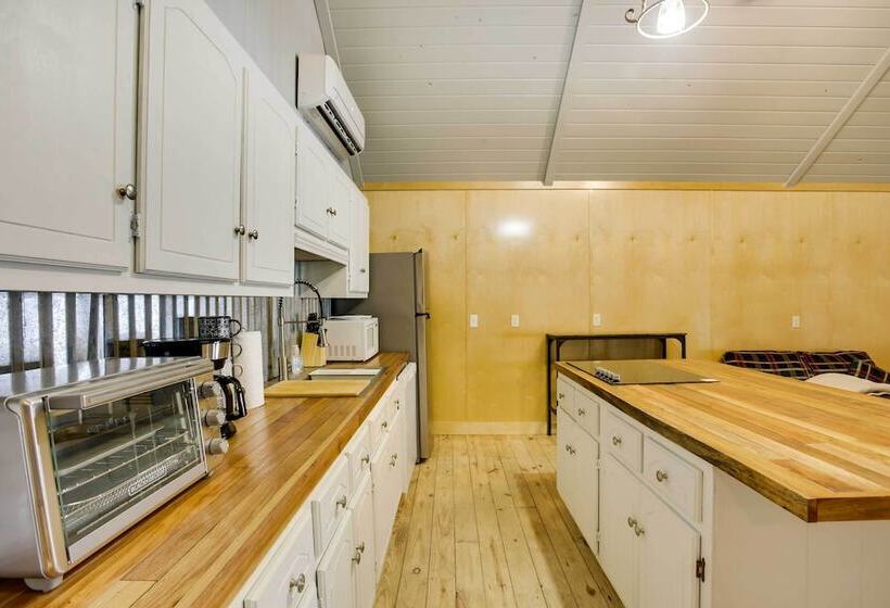 Golden Meadow Getaway: Waterfront Retreat W/ Deck