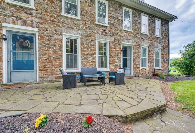 Historic Home On Farm, 15 Mi To Williamsport!