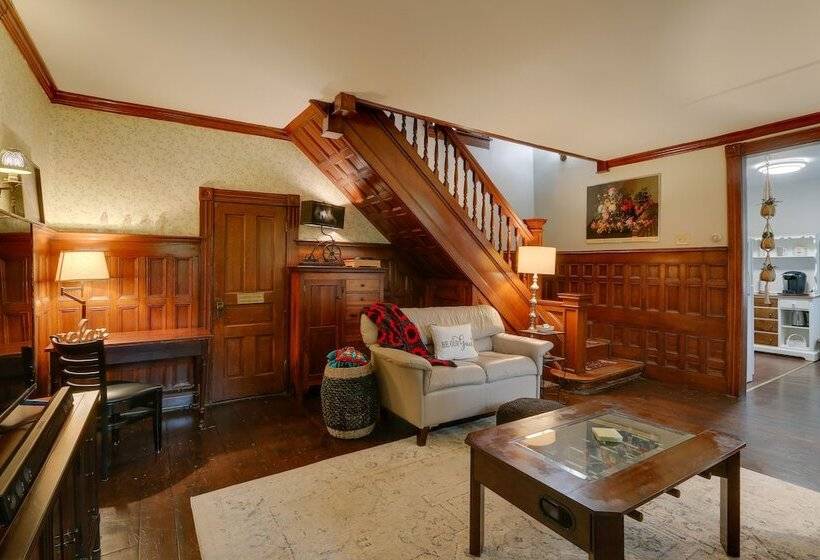 Historic Home On Farm, 15 Mi To Williamsport!