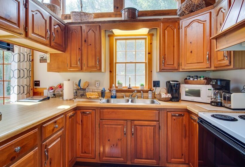 Historic Morrisdale Area Cabin W/ Deck & Fireplace