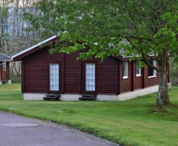 בית מלון כפרי Grouse Lodge