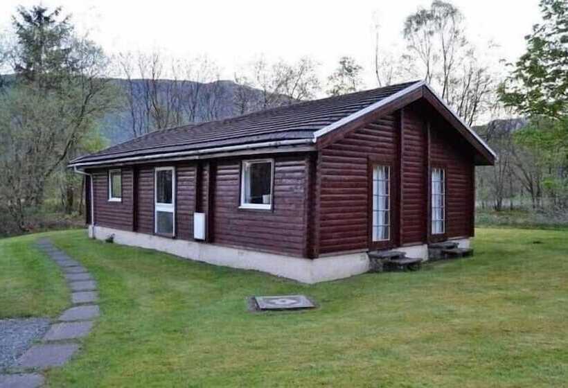 בית מלון כפרי Grouse Lodge