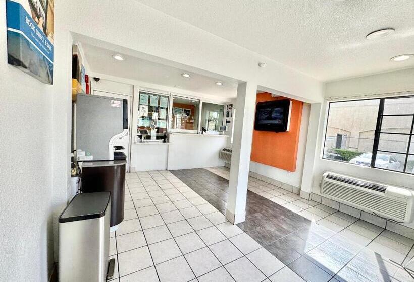 فندق Studio 6 Bellflower Ca Los Angeles