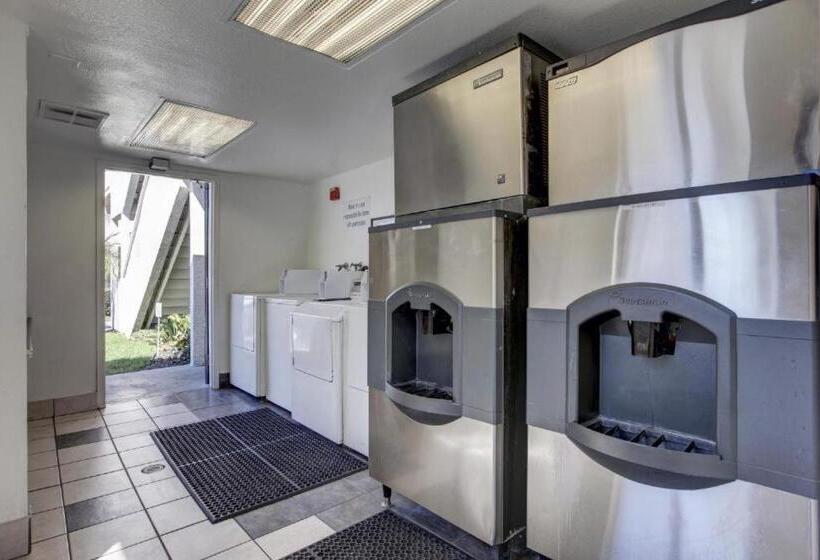 فندق Studio 6 Bellflower Ca Los Angeles