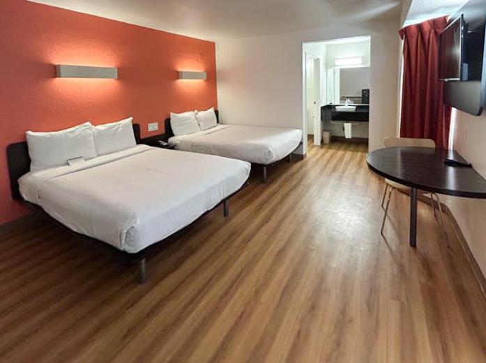 Отель Studio 6 Suites   Riverside, Ca South