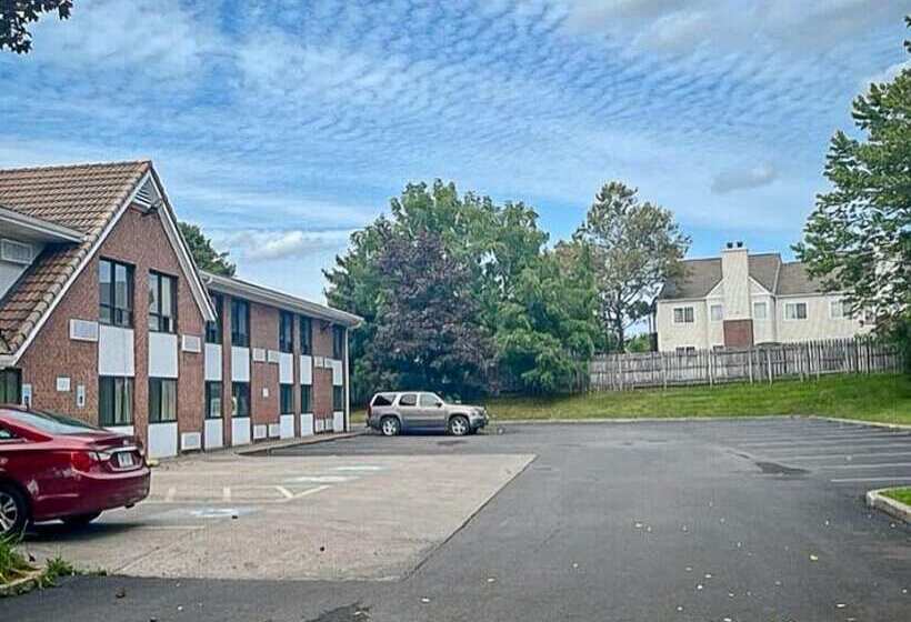 호텔 Studio 6 Suites East Syracuse Airport