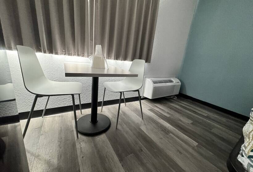 호텔 Studio 6 Suites East Syracuse Airport