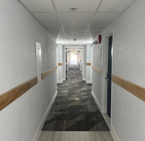 호텔 Studio 6 Suites East Syracuse Airport