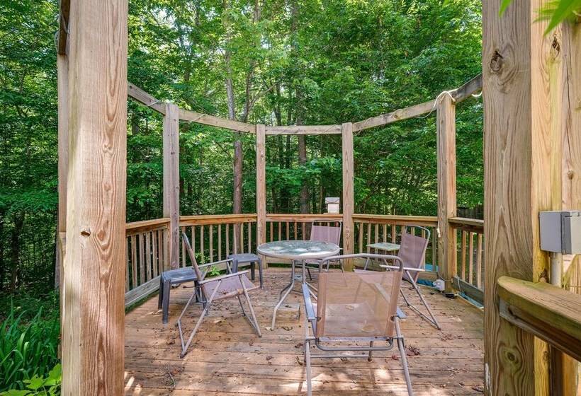 Idyllic Martinsville Retreat W/ Deck & Forest View
