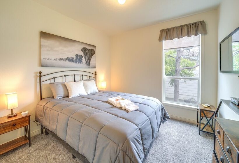 Lakefront Brewster Home W/ Yard Games & Hot Tub!