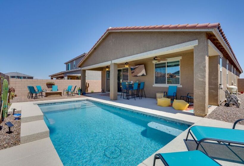Lovely Tucson Home W/ Private Pool & Fire Pit!